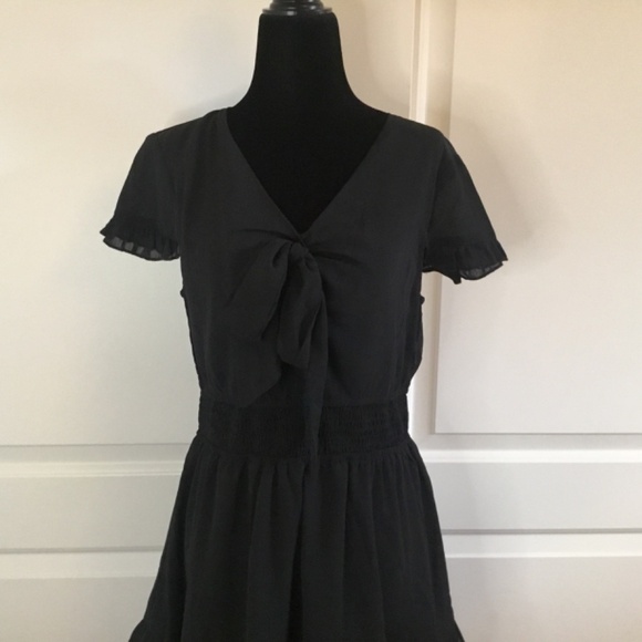 Women’s V Neck Short Sleeve Tiered Bow Mini Sun Dress - Picture 5 of 9
